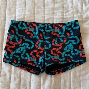 Fleo 2.5” Snake Print Shorts